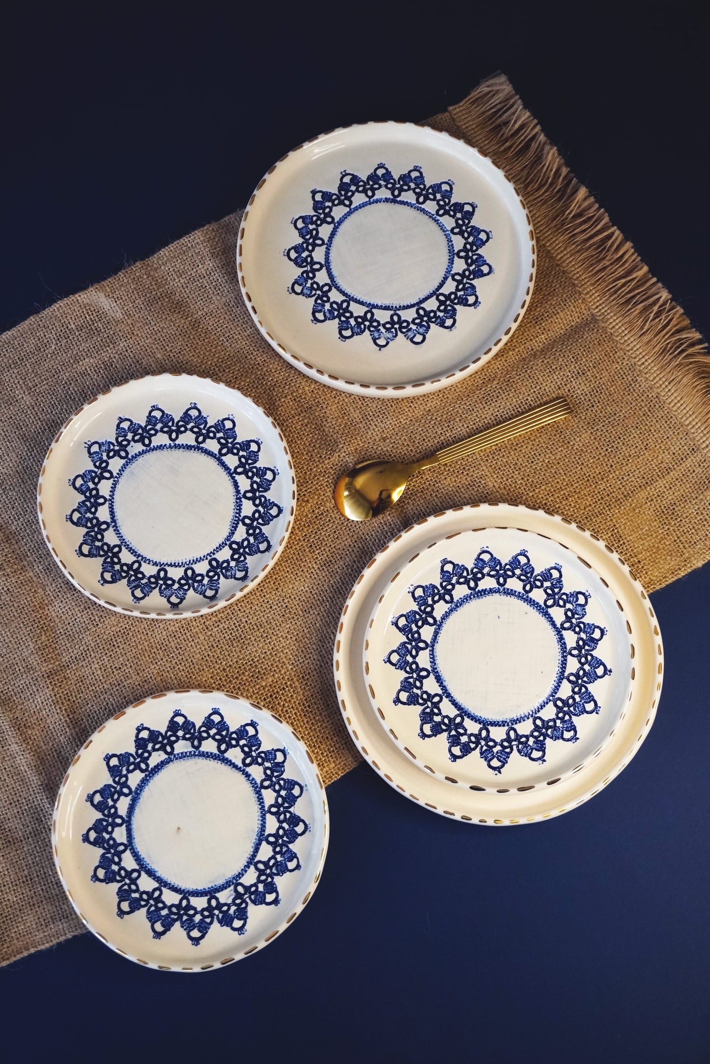 Porcelain Flat Plate With Lace Design