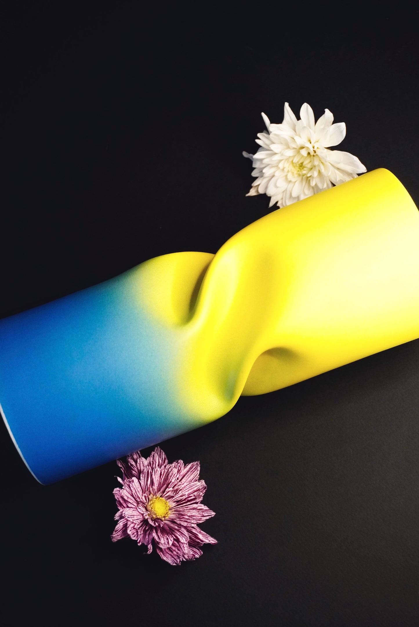 Porcelain Curved Big Vase Yellow & Blue Matte Ombré