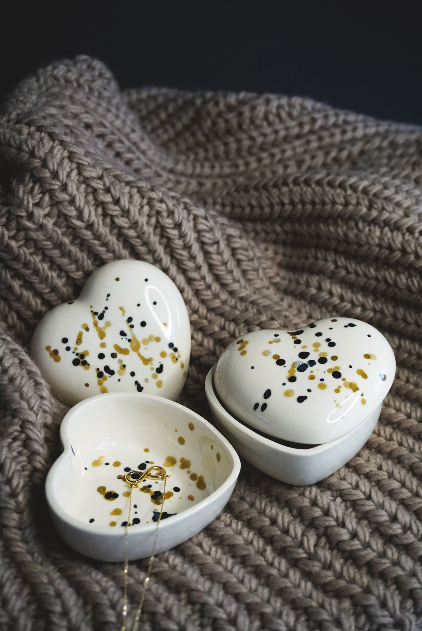 Porcelain Heart-Shaped Jewellery Box With Lid - Splashes