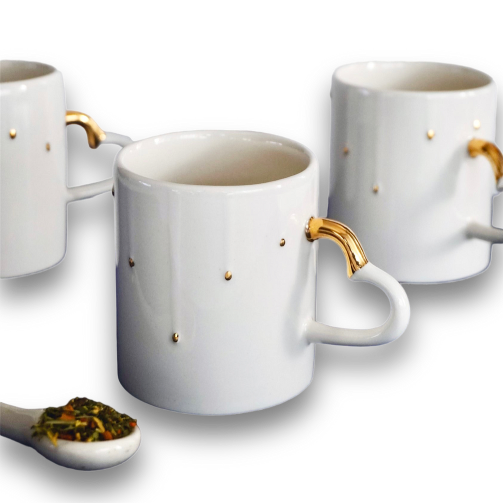 Golden Drops Mug With Heart Shaped Handle - ZLATNAporcelain