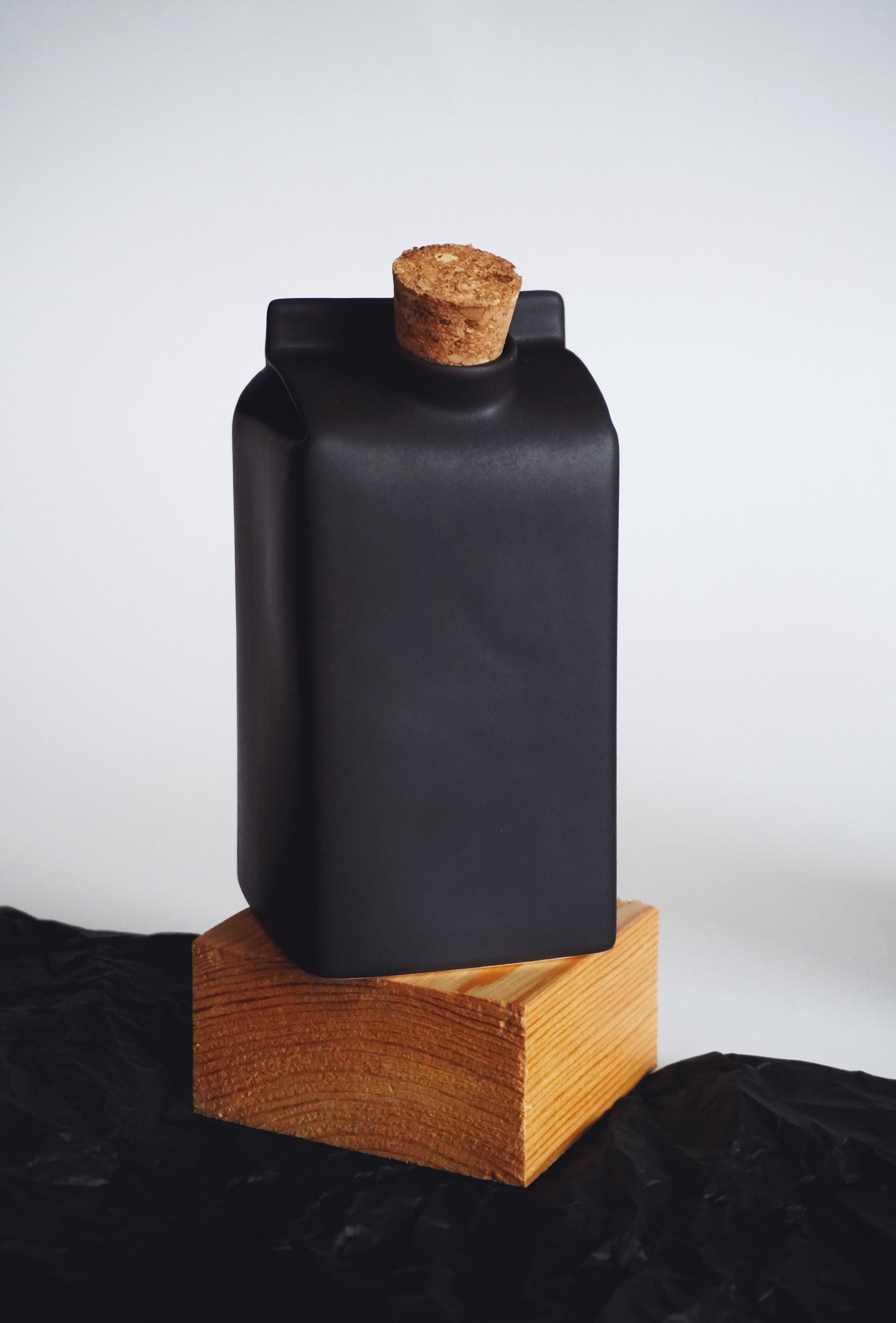Porcelain small milk jug/vase BLACK MATTE - ZLATNAporcelain