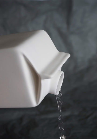 Porcelain small milk jug/vase WHITE MATTE - ZLATNAporcelain