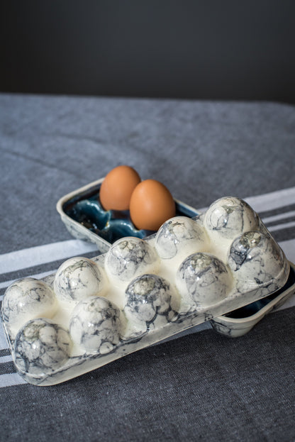 Porcelain egg tray deep blue and bubbles - ZLATNAporcelain