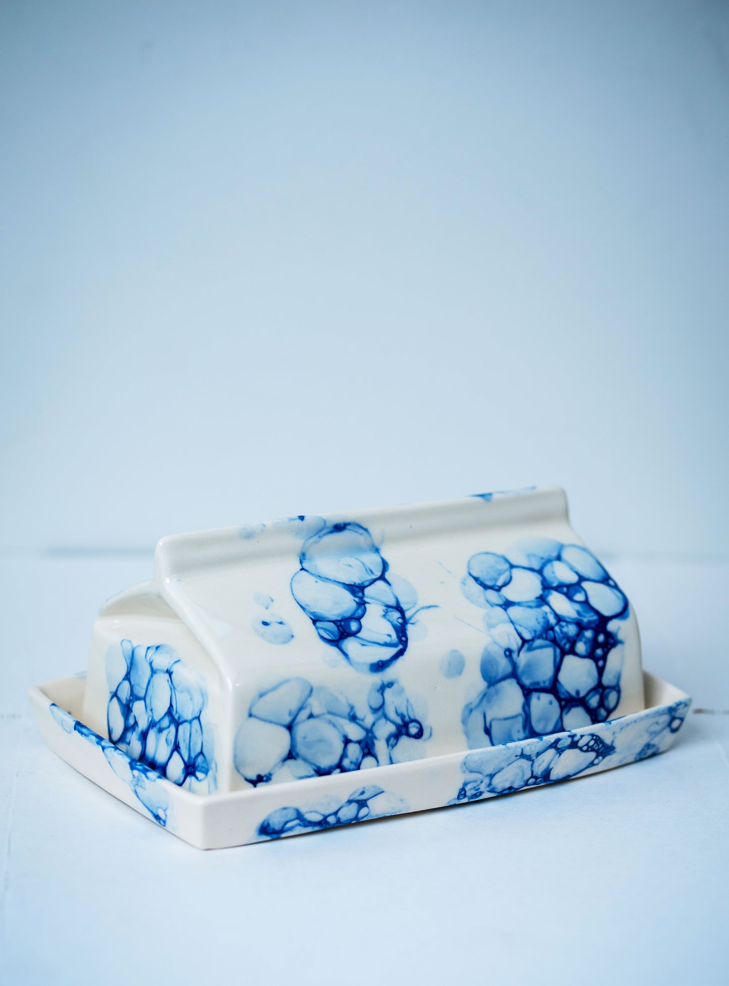 Porcelain butter dish carton replica - Blue bubbles - ZLATNAporcelain