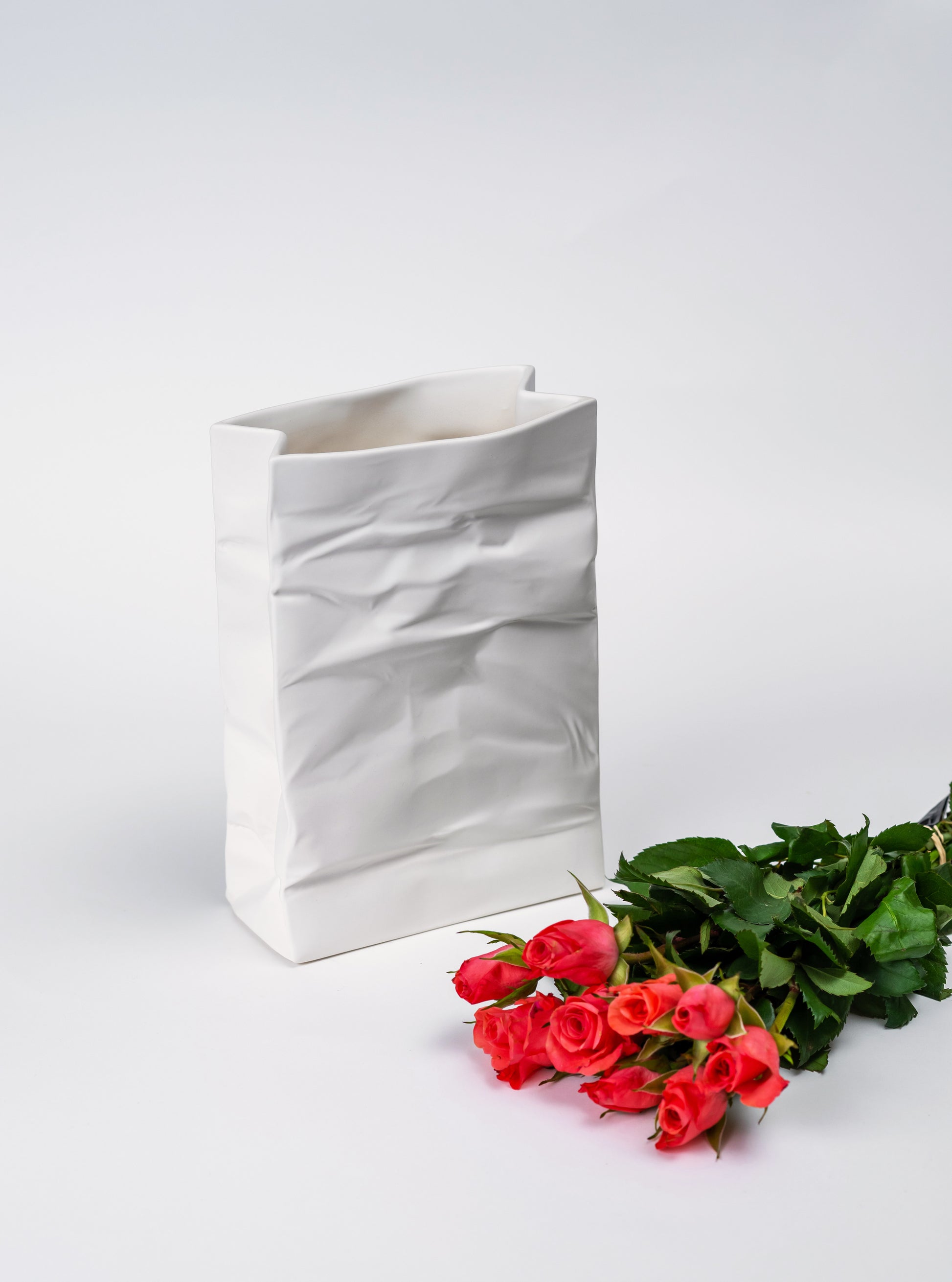 Porcelain vase BAG - white matte #2 - ZLATNAporcelain