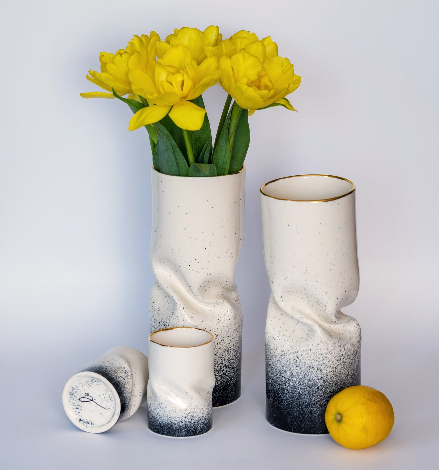 Porcelain vase CURVED GALAXY OMBRE - ZLATNAporcelain