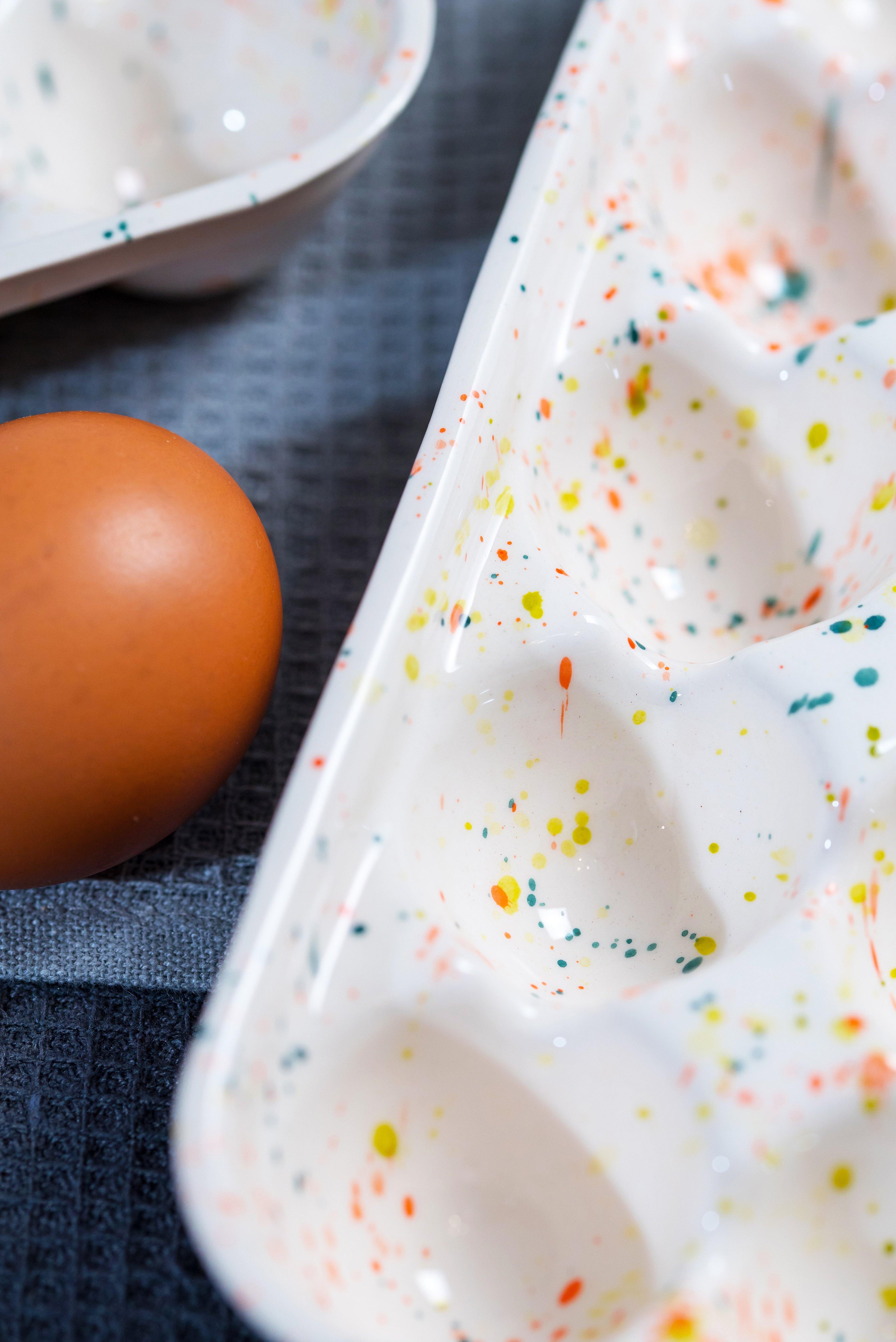 Porcelain egg tray for 10 eggs hand painted with rainbow splashes - ZLATNAporcelain
