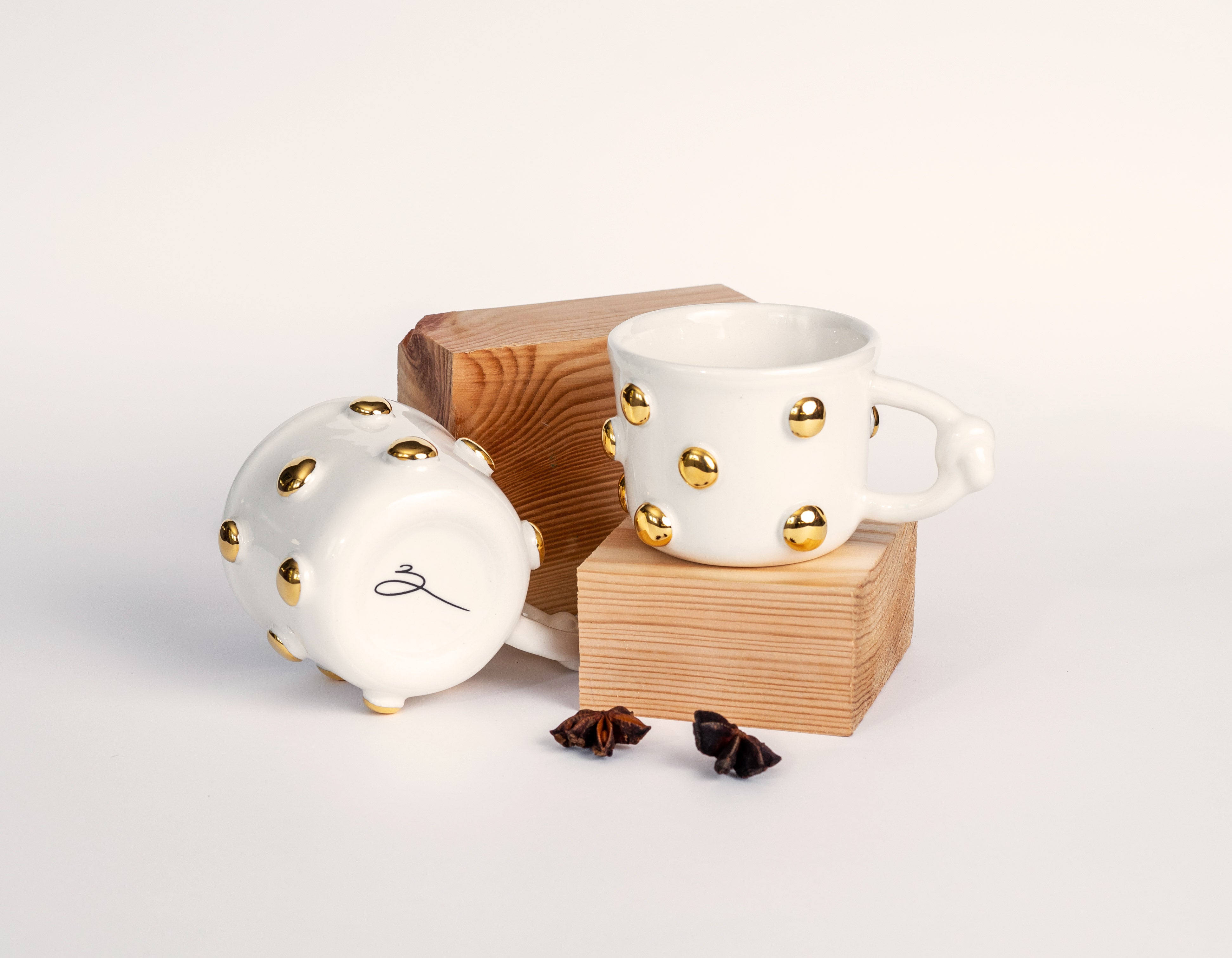 Porcelain mug WHITE & GOLD - ZLATNAporcelain