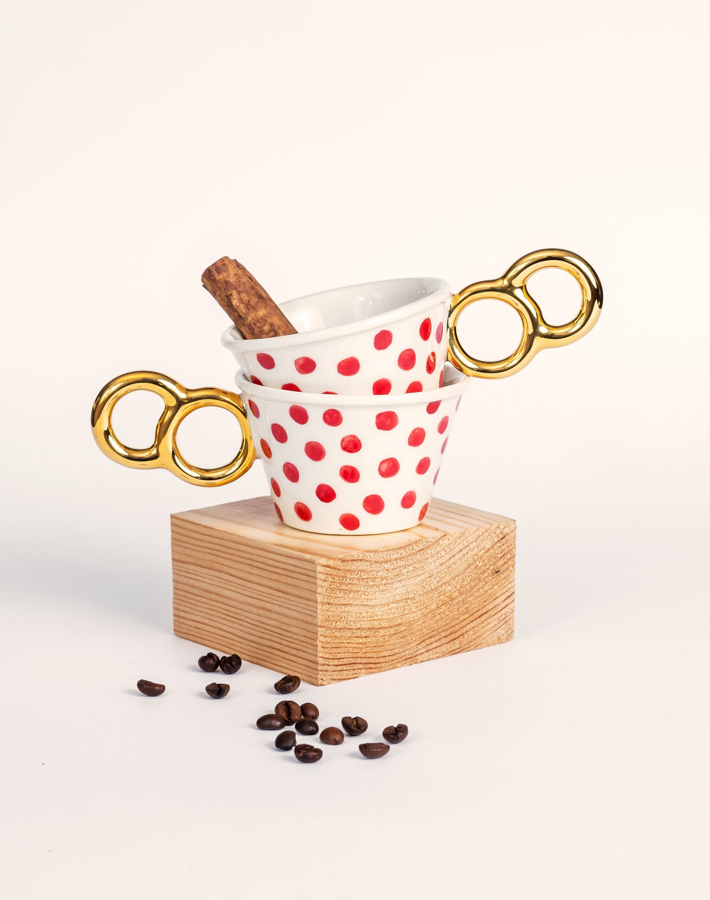 Porcelain mug RED POLKA DOTS - ZLATNAporcelain