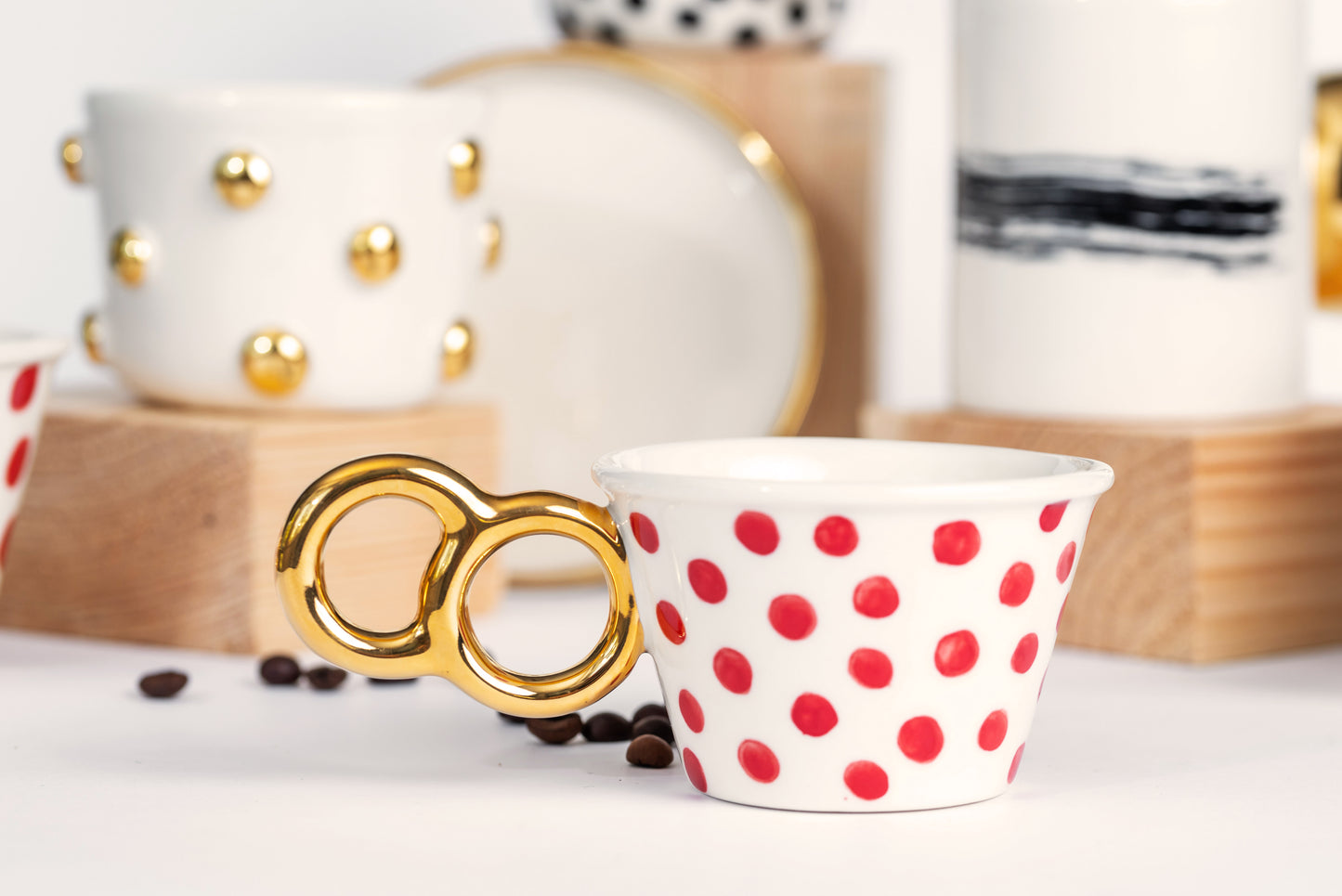 Porcelain mug RED POLKA DOTS - ZLATNAporcelain