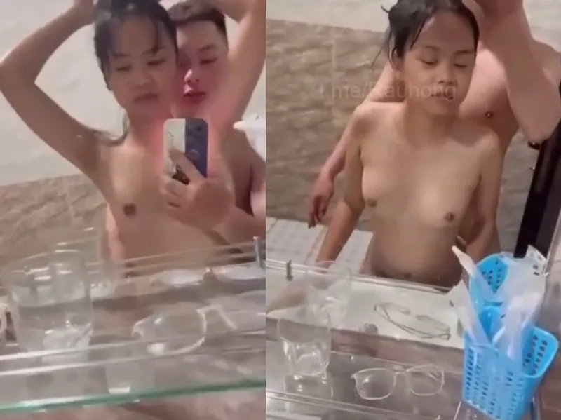 Thon gọn em cùng người yêu phang trước gương quay kỉ niệm